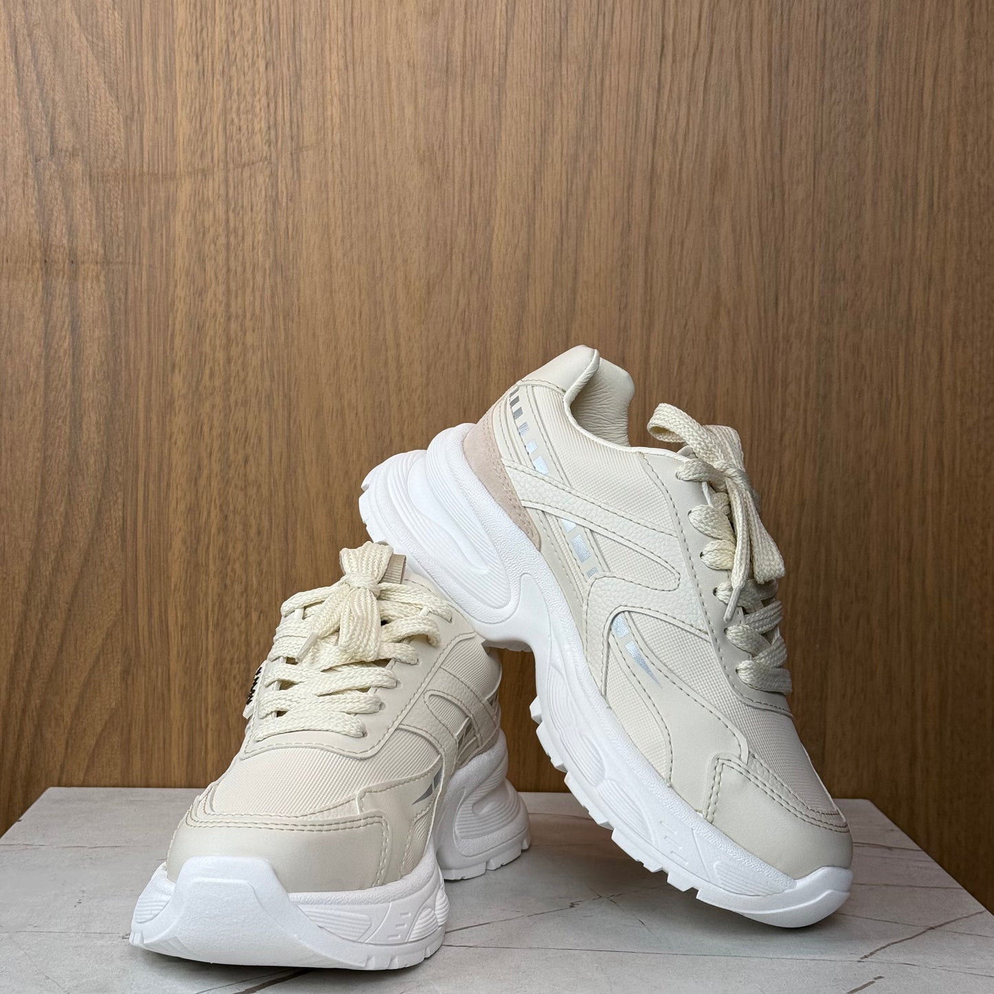 Tenis Victoria - Ref 703