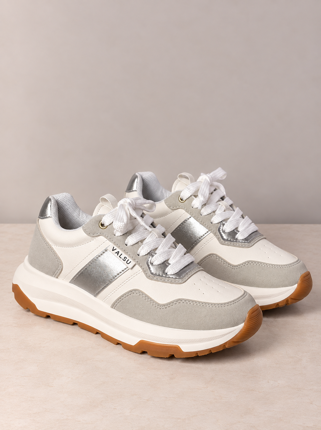 TENIS AURA DAMA PLATA